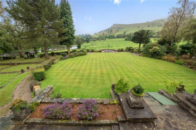Grounds & View
