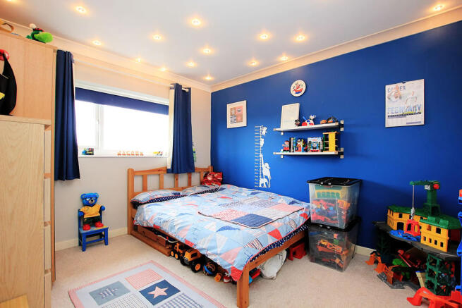 Photo 9