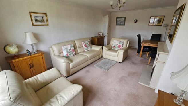 2 bed Bungalow for sale Image 9