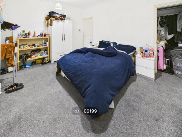 2 bed Terraced to rent Image 8