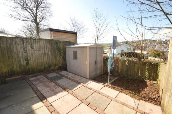 Rear garden new.JPG