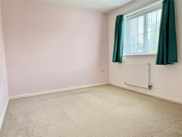 4 bed Detached for sale Image 10