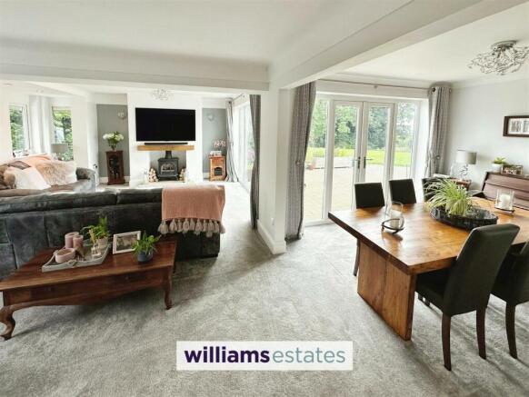 Living Room/Dining Room