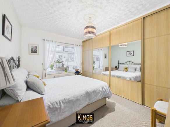 2 bed Semi-Detached Bungalow for sale Image 11