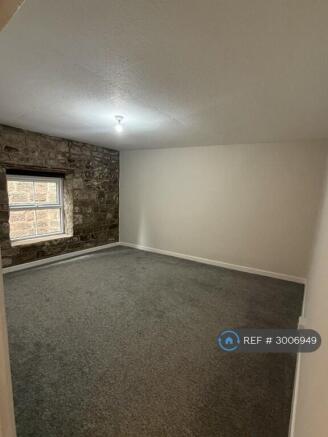 2 bed Terraced to rent Image 9