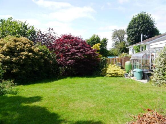 perran close rear garden 1.JPG