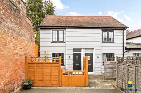 Worplesdon Road, Guildford, Surrey, GU2