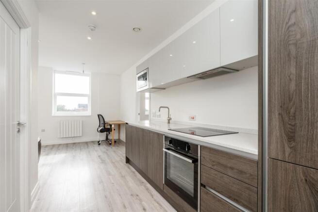 Flat 25 Warwick House_5.jpg