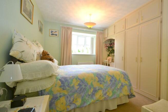 bed1.JPG