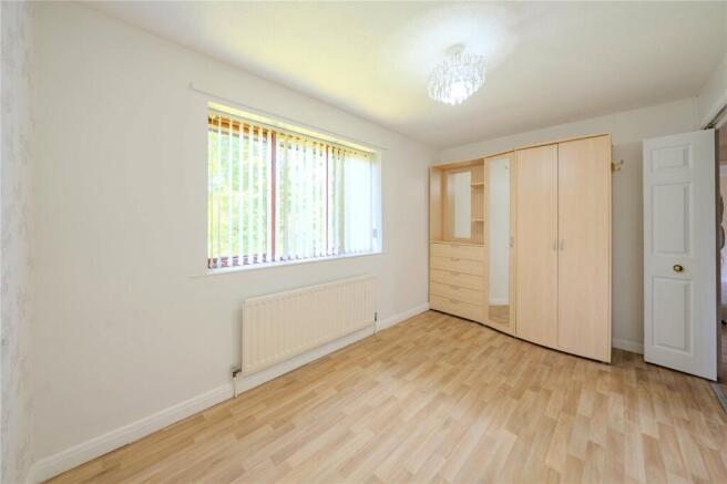 2 bed Apartment for sale Image 4