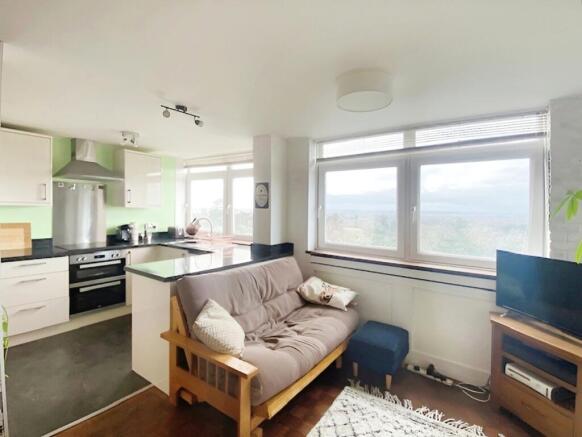 Lounge kitchen 