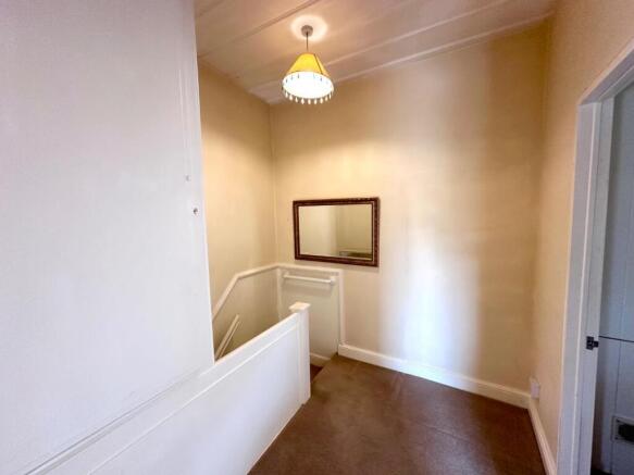 2 bed Cottage for sale Image 12