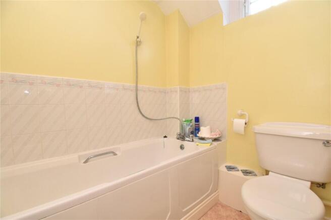 2 bed Retirement Property for sale Image 10