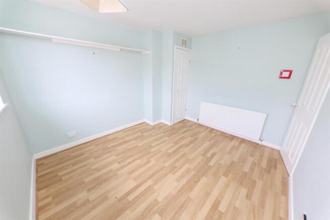 3 bed Semi-Detached for sale Image 9