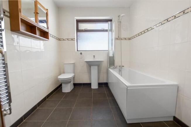 3 bed Detached Bungalow for sale Image 10