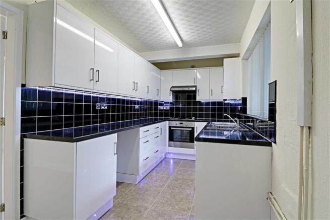 FITTED KITCHEN measuring