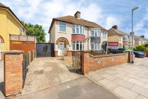 Brackley Road, Bedford
