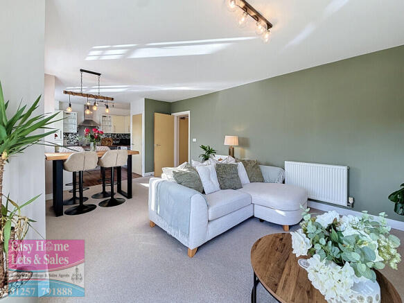 Living/Kitchen