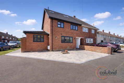 Crawford Avenue, Grays
