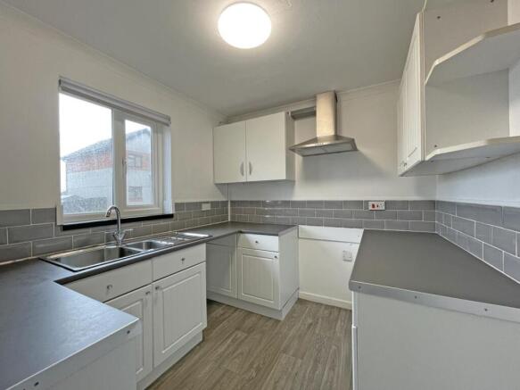 Douglas Road 26 - Kitchen.jpg