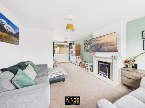 3 bed Terraced for sale Image 2