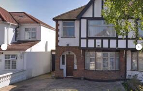 77, Holmstall Avenue, Edgware HA8 5JQ
