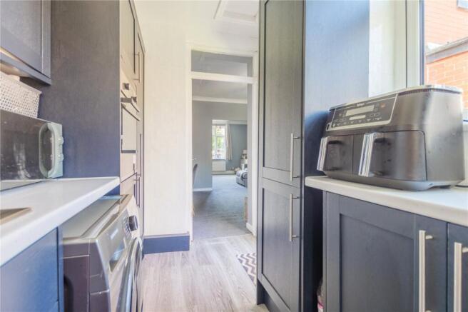 3 bed Terraced for sale Image 11