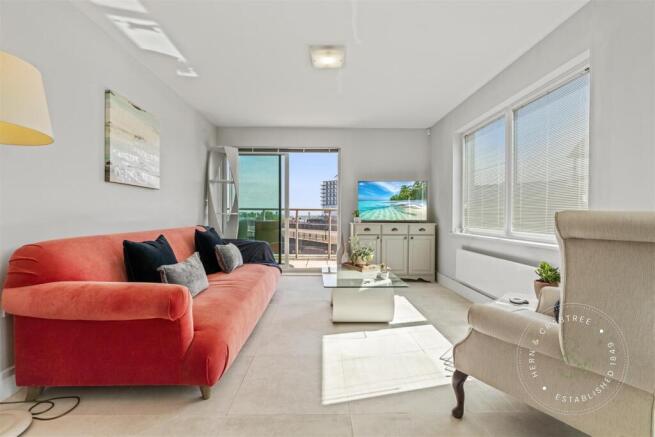 Harbour Point, Hern Crabtree (21).jpg