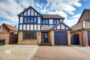 13, Walsingham Dene, Bournemouth BH7 7RJ