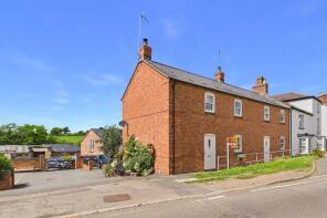 64b, High Street, Northampton NN7 3BJ