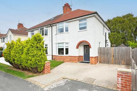 Leyland Road, Harrogate, HG1