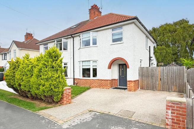 4 bed Semi-Detached for sale in starbeck