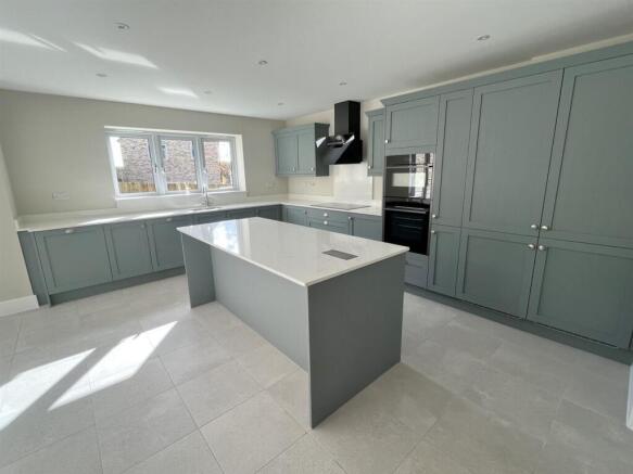 kitchen/family room