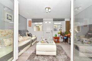 25, Theydon Court, Waltham Abbey EN9 3HY