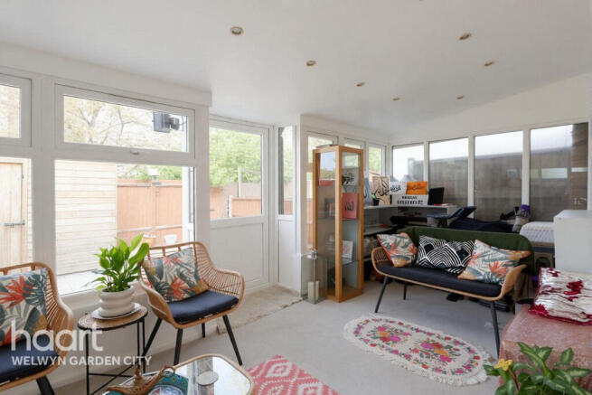 3-bed terraced on Wood Close, Hatfield, £375,000