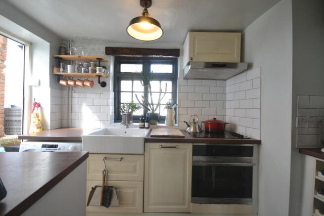 Photo 9