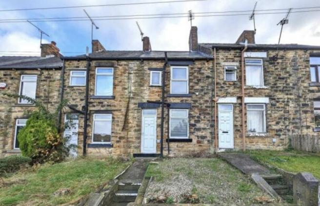2 bed Terraced to rent Image 9