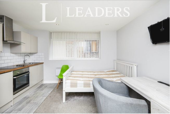6 iron gate bedroom