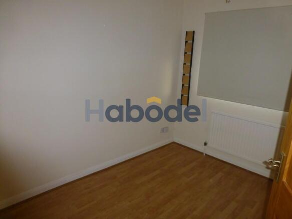3 bed Semi-Detached to rent Image 7