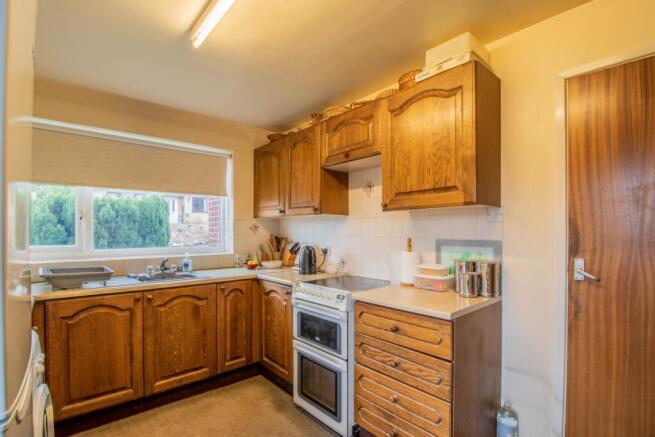 6 WINDMILL WAY-2