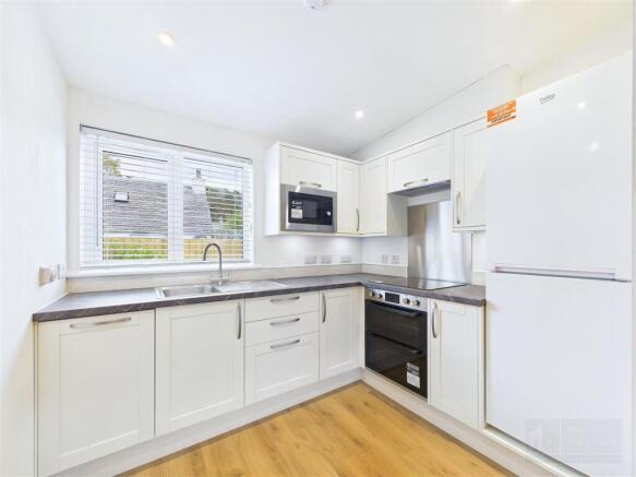 Kitchen / Living Area