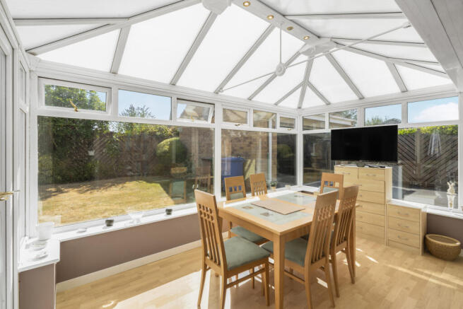 3 bed Bungalow for sale Image 5
