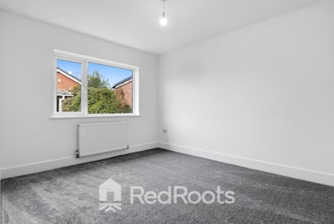 3 bed Semi-Detached for sale Image 9