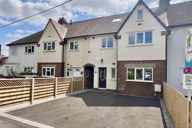 4 bed Terraced for sale in leeds