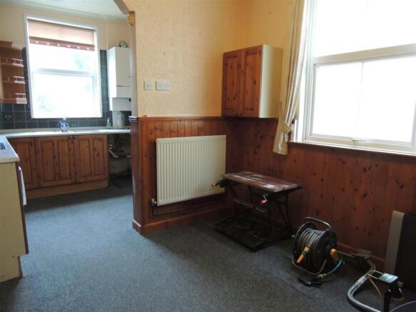 Dining Area: