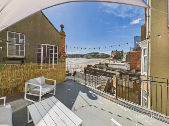 5 bed Terraced for sale Image 9