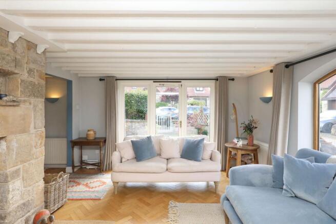 4 bed Semi-Detached for sale Image 9