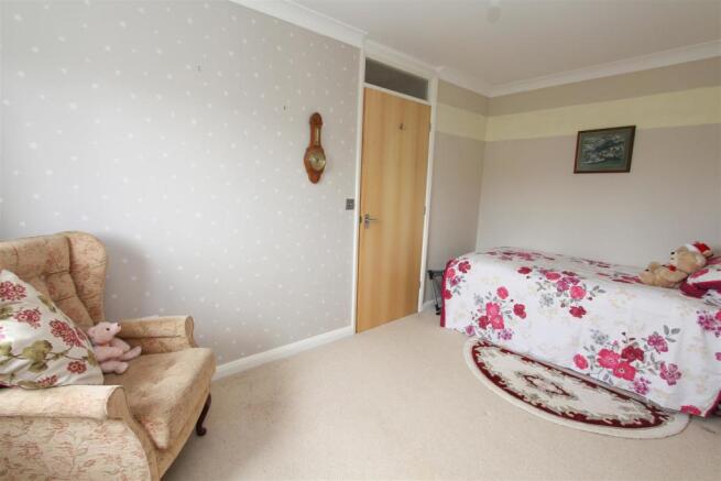 Bedroom 2.jpg