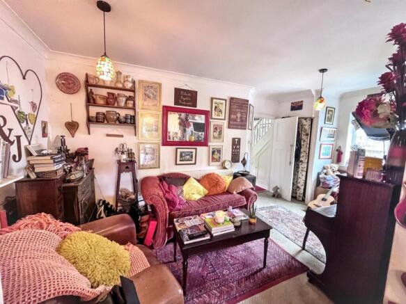 Morland Avenue, Broadwater, Worthing, West Sussex, BN14 photo 4