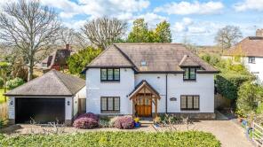 Kingfisher House, Common Hill, Pulborough RH20 2NL